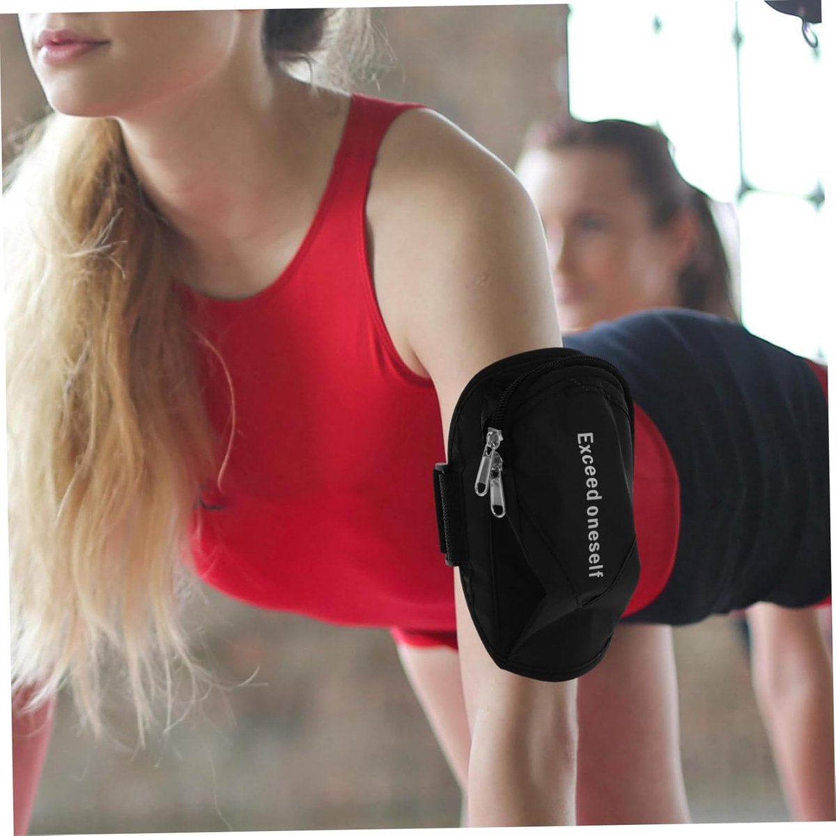 Sports Bag - Running Armband - Phone Holder for Running - Reflective Sports Accessories - With Adjustable Shoulder Strap - Suitable for Running