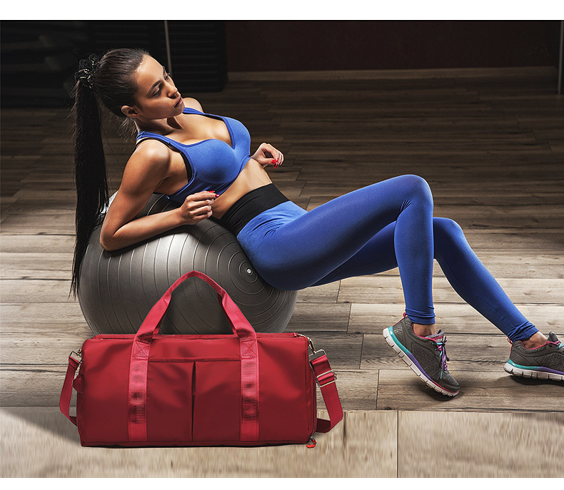 Red Large Capacity Travel Duffel Bag – Wet & Dry Separation