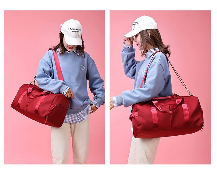 Red Large Capacity Travel Duffel Bag – Wet & Dry Separation